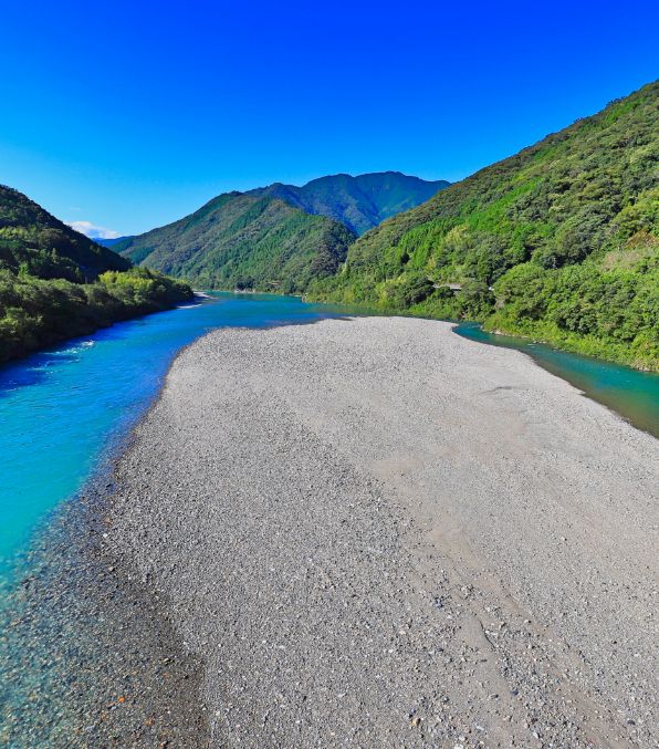 映像視聴アプリ